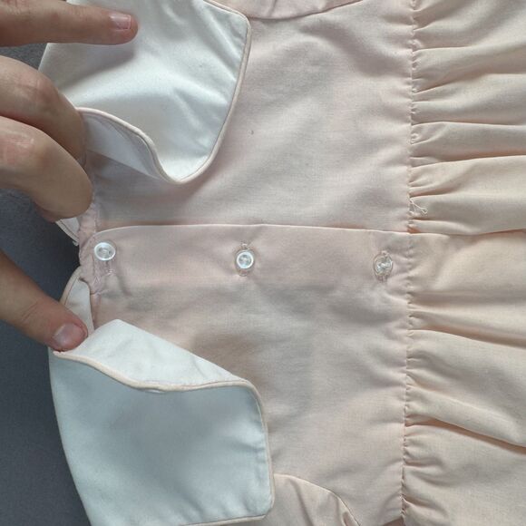 Vintage Daisy Kingdom Baby Girl Romper Bunny Embroidery Smocked Pink White 12M - Picture 5 of 11